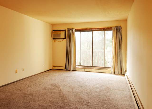 Property at 7454 72nd Ln N #308, Brooklyn Park, MN 55428, 1 bed, 1 bath