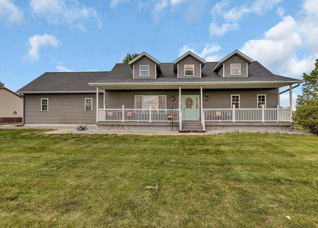 Property at 10448 345th St, Saint Joseph, MN 56374, 3 beds, 3 baths