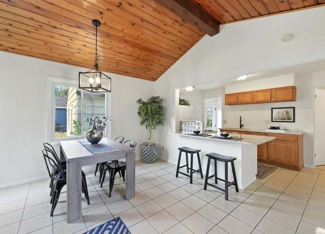Property at 5122 Sheridan Ave N, Minneapolis, MN 55430, 3 beds, 1 bath