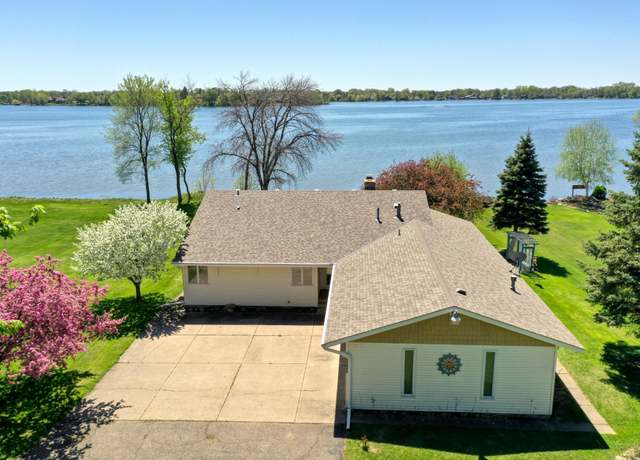 Property at 5225 217th St N, Forest Lake, MN 55025, 3 beds, 3 baths