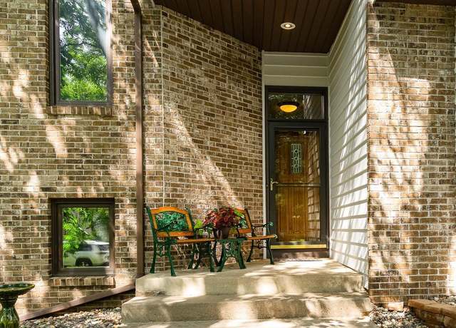 Property at 12865 Foliage Ave, Apple Valley, MN 55124, 4 beds, 4 baths