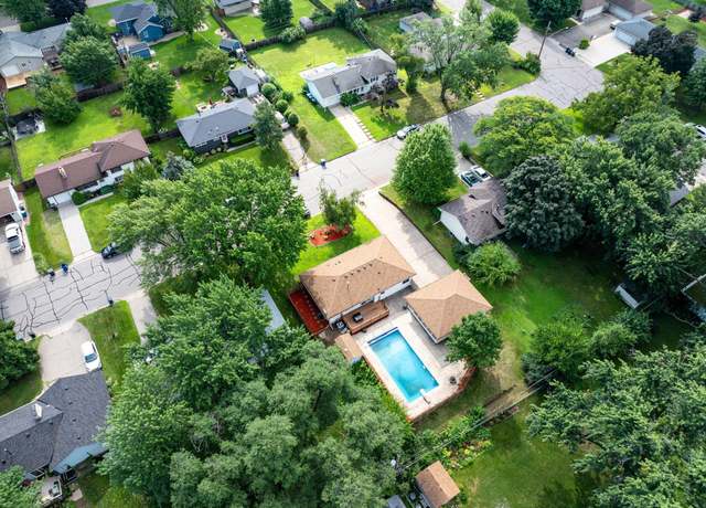 Property at 9124 Knox Ave S, Bloomington, MN 55431, 4 beds, 2 baths