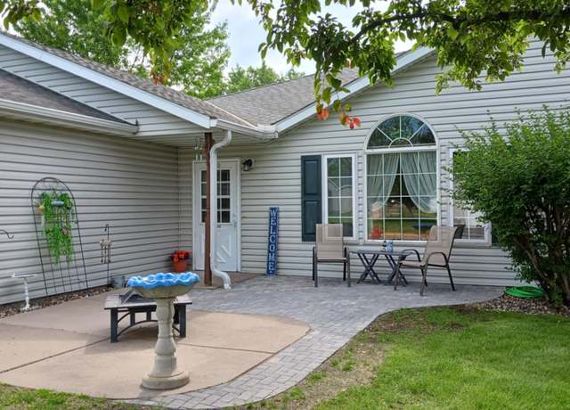 Property at 10933 57th St NE, Albertville, MN 55301, 2 beds, 2 baths