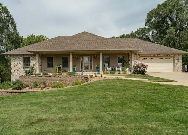 Property at 2111 E River Rd NE, Rochester, MN 55906, 4 beds, 3 baths