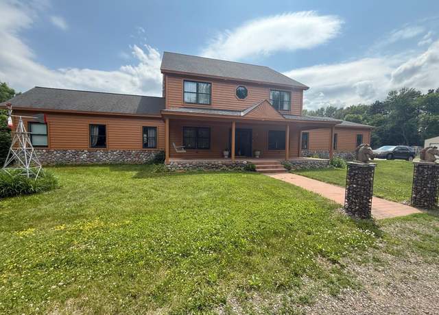 Property at 17855 305th St, Shafer, MN 55074, 4 beds, 3 baths
