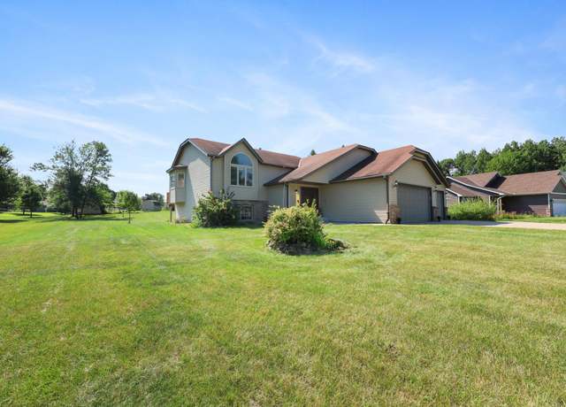 Property at 1802 37th St S, Saint Cloud, MN 56301, 3 beds, 2 baths