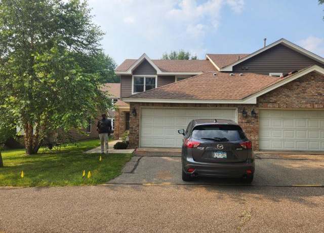 Property at 18502 Apple Tree Ct, Minnetonka, MN 55345, 2 beds, 2 baths