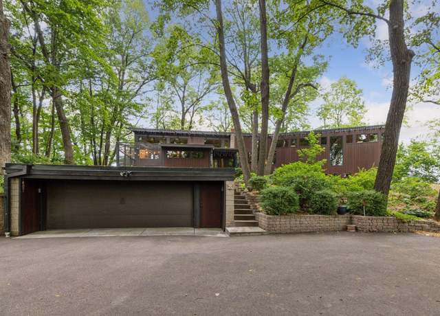 Property at 17 S Long Lake Trl, North Oaks, MN 55127, 4 beds, 4 baths