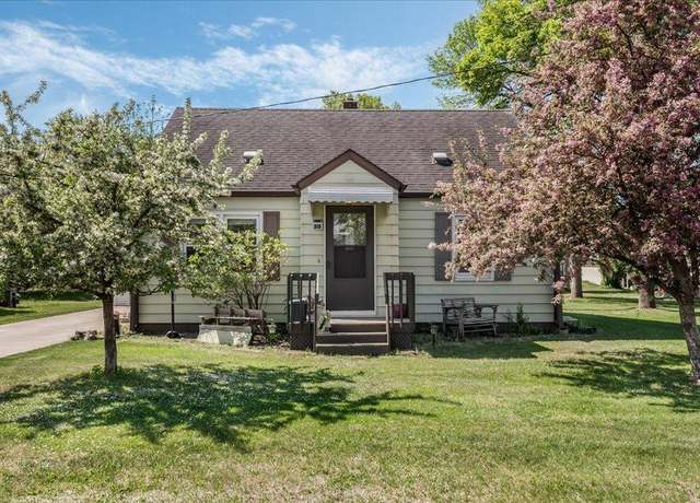 Property at 335 Cossairt Ave W, Eden Valley, MN 55329, 3 beds, 1 bath