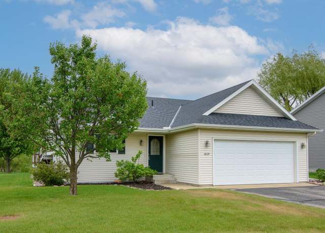 Property at 1629 Peach Ct NE, Sauk Rapids, MN 56379, 3 beds, 2 baths