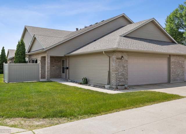 Property at 1426 Heatherwood Ct, West Fargo, ND 58078, 2 beds, 3 baths