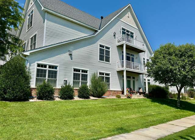 Property at 2100 Old School Rd #206, Mound, MN 55364, 2 beds, 2 baths