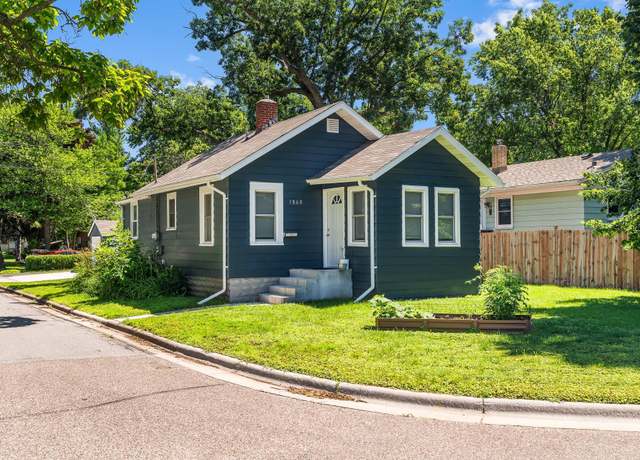 Property at 1860 Eustis St, Lauderdale, MN 55113, 1 bed, 1 bath