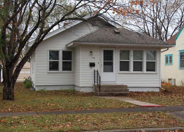 Property at 119 21st Ave N, Saint Cloud, MN 56303, 2 beds, 1 bath