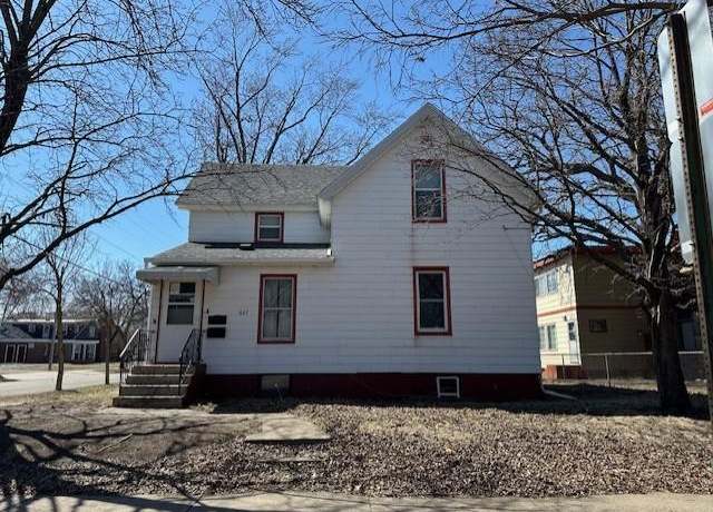 Property at 627 7th Ave S, Saint Cloud, MN 56301, 6 beds, 3 baths