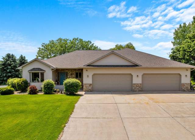 Property at 1115 S Trappers Xing, Lino Lakes, MN 55038, 4 beds, 3 baths