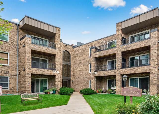 Property at 2220 Midland Grove Rd #304, Roseville, MN 55113, 2 beds, 2 baths