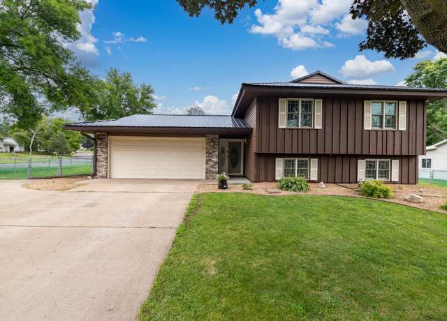 Property at 7615 Immanuel Ave S, Cottage Grove, MN 55016, 4 beds, 2 baths