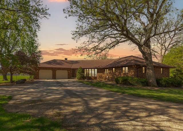 Property at 13701 Bagley Ave, Faribault, MN 55021, 4 beds, 3 baths