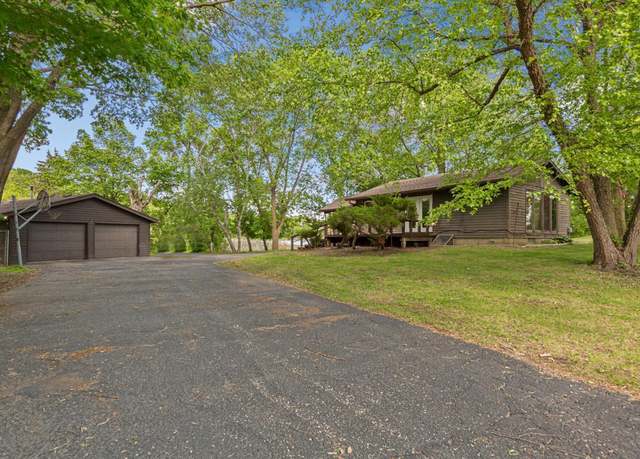 Property at 33230 Lake Emily Rd, Saint Peter, MN 56082, 2 beds, 2 baths