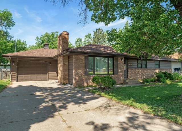 Property at 6220 7th St NE, Fridley, MN 55432, 3 beds, 2 baths
