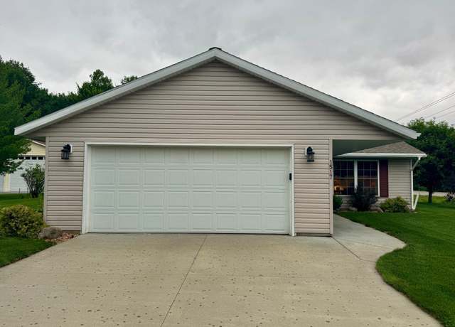 Property at 1517 Dale St, Saint Joseph, MN 56374, 3 beds, 2 baths