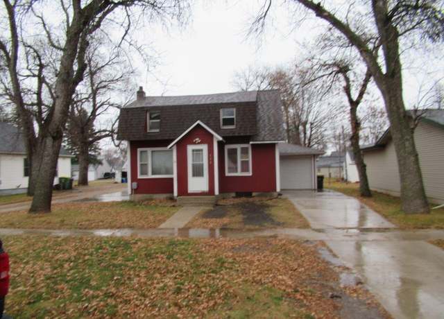 Property at 630 3rd Ave W, Edgerton, MN 56128, 2 beds, 1 bath