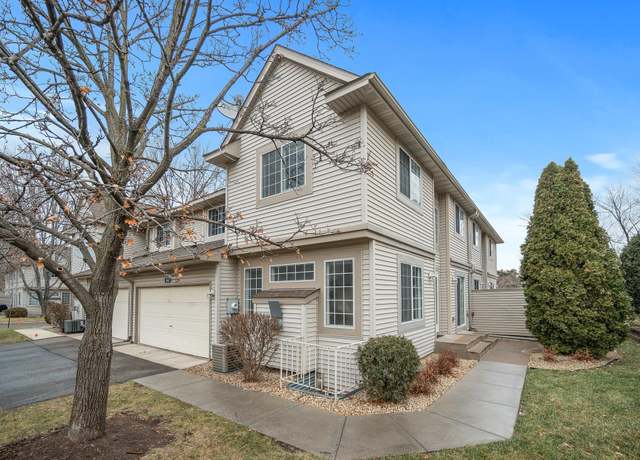 Property at 1042 Lovell Ave W, Roseville, MN 55113, 3 beds, 3 baths