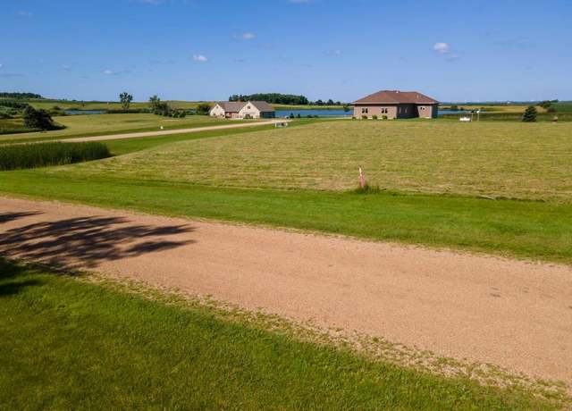 Property at 120 Heritage Trl, Hadley, MN 56151