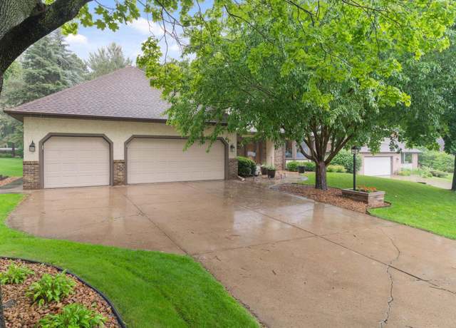 Property at 469 Lake Wabasso Ct, Shoreview, MN 55126, 4 beds, 3 baths
