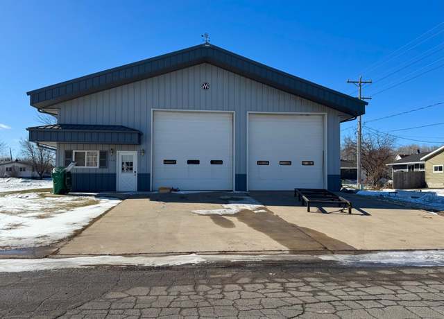 Property at 113 S 6th St, Keewatin, MN 55753, 1 bed, 1 bath