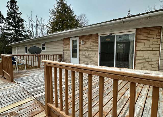 Property at 1404 Central Rd, Littlefork, MN 56653, 3 beds, 1 bath