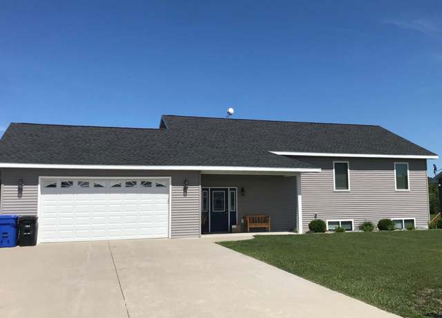 Property at 541 Pelican River Rd, Detroit Lakes, MN 56501, 5 beds, 3 baths