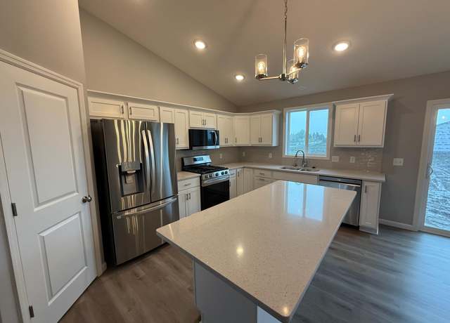 Property at 2855 Ivory Ave NE, Saint Michael, MN 55376, 5 beds, 3 baths