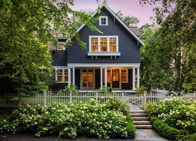Property at 2820 W Lake Of The Isles Pkwy, Minneapolis, MN 55416, 5 beds, 6 baths