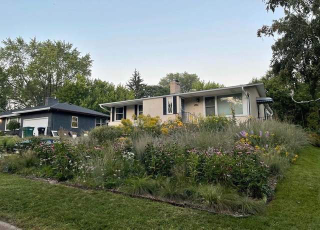 Property at 2479 Oxford St N, Roseville, MN 55113, 3 beds, 3 baths