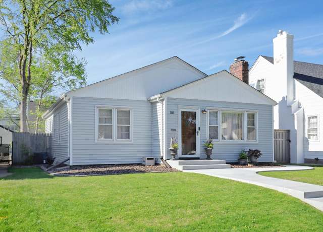 Property at 2102 Pinehurst Ave, Saint Paul, MN 55116, 2 beds, 1 bath