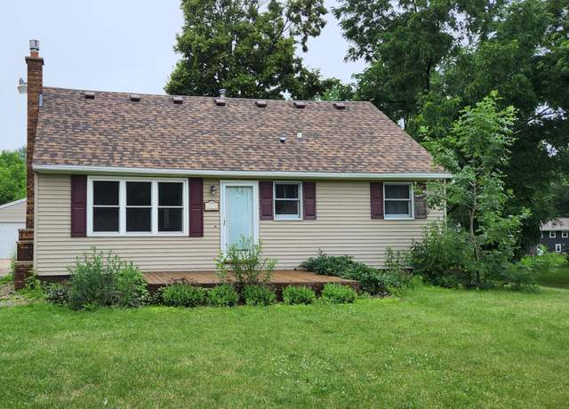 Property at 2633 23rd Ave SE, Rochester, MN 55904, 3 beds, 3 baths
