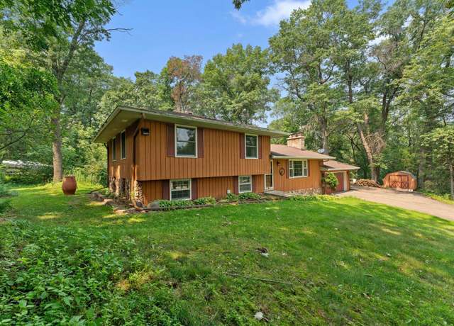 Property at 4535 Oak Chase Rd, Eagan, MN 55123, 5 beds, 2 baths