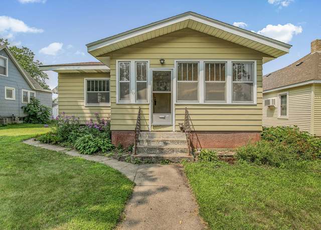 Property at 117 16th Ave S, Saint Cloud, MN 56301, 2 beds, 1 bath