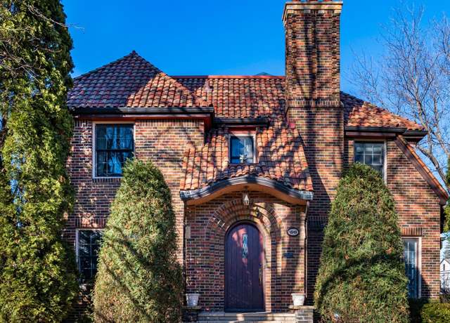 Property at 1849 Pinehurst Ave, Saint Paul, MN 55116, 4 beds, 3 baths