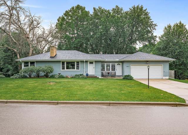 Property at 13411 Windyhill Rd, Minnetonka, MN 55305, 4 beds, 2 baths