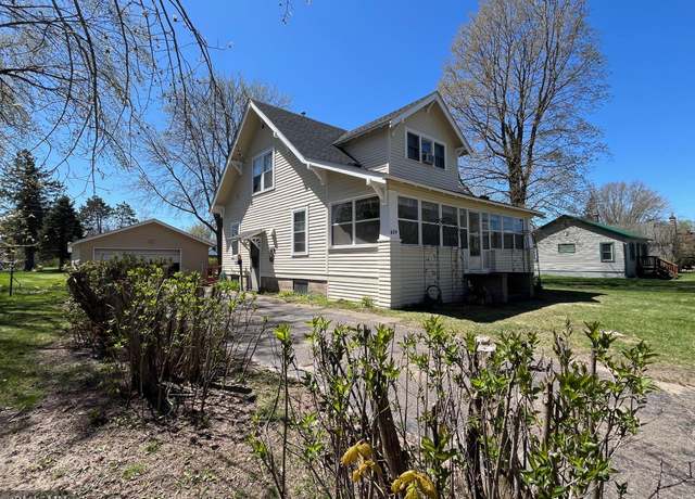 Property at 609 3rd St NW, Aitkin, MN 56431, 3 beds, 2 baths