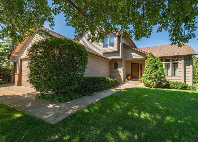 Property at 1084 Stein Dr, Waconia, MN 55387, 5 beds, 4 baths