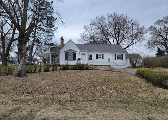 Property at 4240 Lake Road Ave, Robbinsdale, MN 55422, 4 beds, 2 baths
