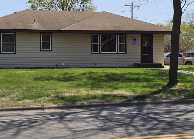 Property at 8605 Hadley Ave S, Cottage Grove, MN 55016, 3 beds, 1 bath