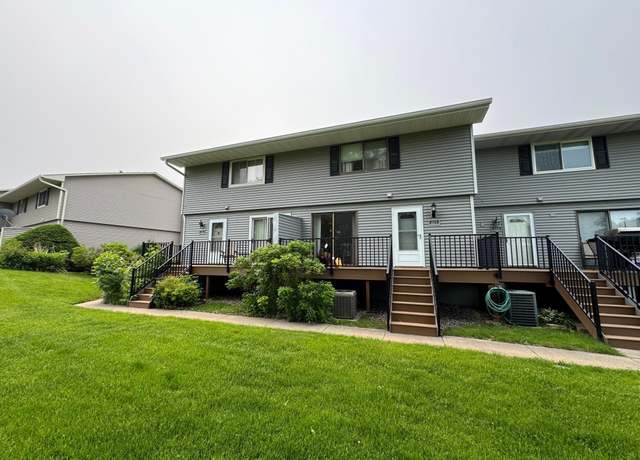 Property at 4348 Chatsworth Cir, Shoreview, MN 55126, 3 beds, 2 baths