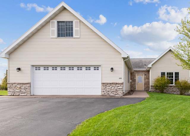 Property at 1010 N 22nd St, Superior, WI 54880, 3 beds, 2 baths