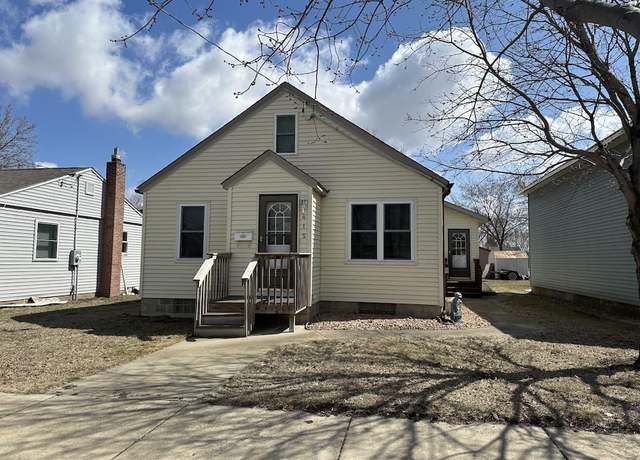 Property at 415 Koronis Ave, Paynesville, MN 56362, 4 beds, 2 baths