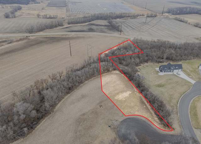 Property at 701 Cherrywood Dr SW, Pine Island, MN 55963
